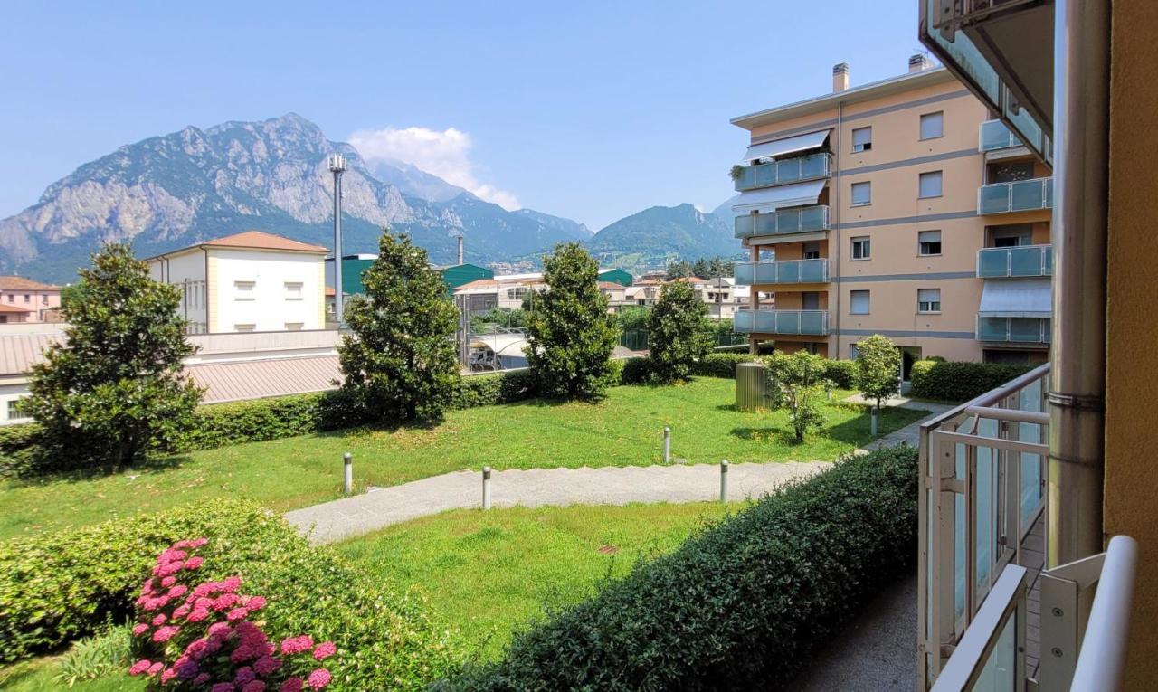 Large Well-Equipped Appartement Near Como Lake Lecco Buitenkant foto