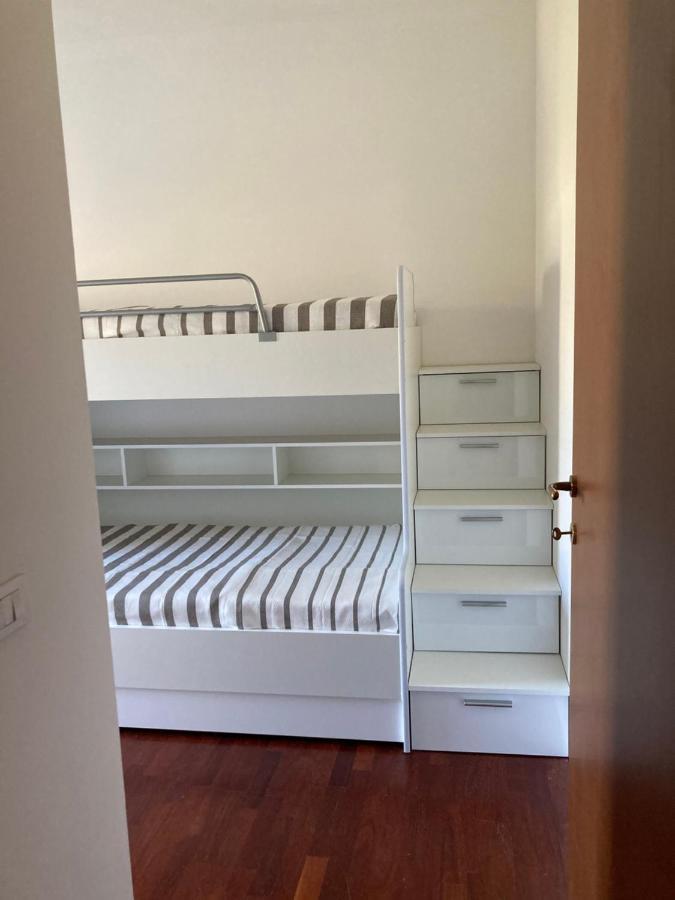 Large Well-Equipped Appartement Near Como Lake Lecco Buitenkant foto